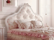  Catherine.  Volpi, .      .   , , 