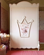  Wave with Crown.  Volpi, .      .   