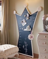  Wave with Crown.  Volpi, .      .   