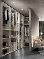  02,  ZG Mobili, .     .  , , , 