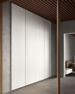  105-124,  ZG Mobili, .      .   , , 