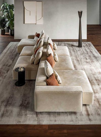 Модел Adam. Le Comfort, Италия. Модерна модулна мека мебел с дълбоки седалки.