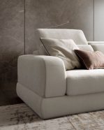 Модел Graffiti. Le Comfort, Италия. Мека мебел с механизми за промяна дълбочината на сядане и височината на облягане. Модерни ит