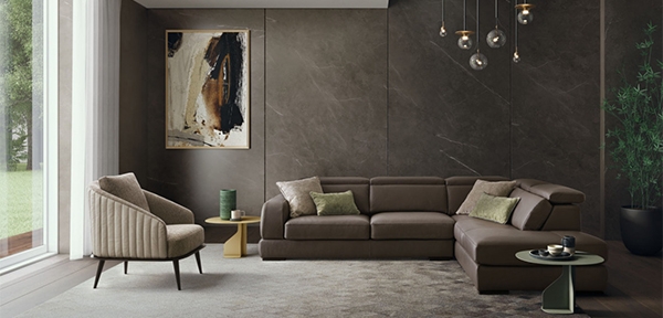 Модел Graffiti. Le Comfort, Италия. Мека мебел с механизми за промяна дълбочината на сядане и височината на облягане. Модерни ит