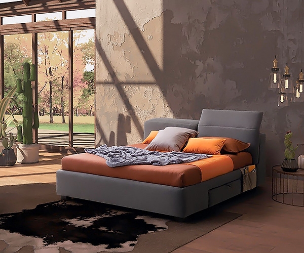 Apollo, Le Comfort. Ëóêñîçíà èòàëèàíñêà òàïèöèðàíà ñïàëíÿ ñ ìåõàíèçúì ïðîìÿíà íà âèñî÷èíàòà íà ãðúáíèòå âúçãëàâíèöè.