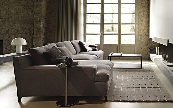 Модел Malta. Arketipo, Италия. Луксозен, висок клас, италиански диван с тапицерия от текстил или кожа. Модерна италианска мека м
