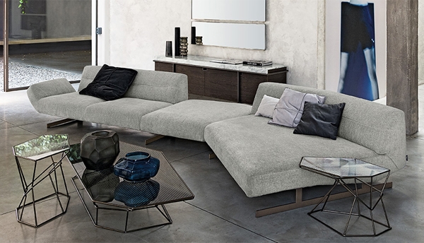 Модел Nash. Arketipo, Италия. Луксозен италиански диван с тапицерия от кожа или текстил. Модерна италианска мека мебел - модулни