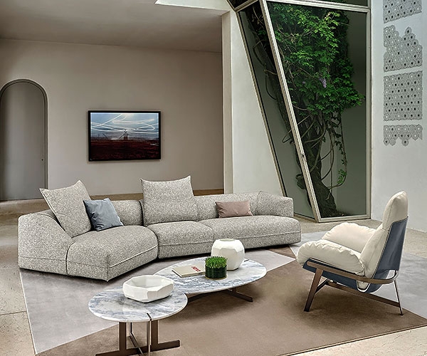 Starman, Arketipo. Модерен италиански модулен диван със структура от масив и тапицерия от кожа или текстил.