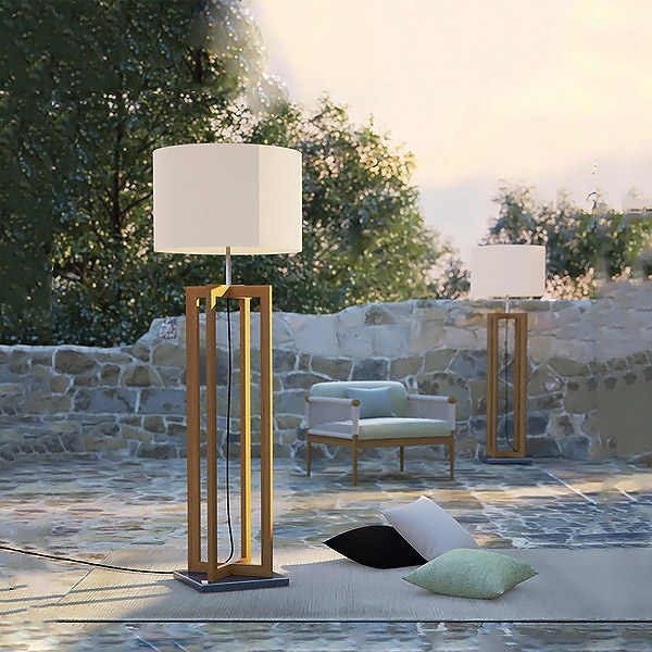 Vertigo, Atmosphera. Луксозна италианска градинска лампа със структура от тиково дърво и метална основа.