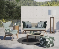 Колекция Ludo. Производител Atmosphera, Италия. Модерна италианска градинска мебел - диван, кресло, люлеещ се стол, маси и свещн