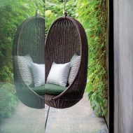 Модел Nest. Производител Atmosphera, Италия. Модерна италианска градинска люлка - със стойка или окачена.