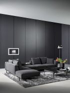 Модел Phil. Производител Bonaldo, Италия. Модерна италианска модулна мека мебел с кожена или текстилна тапицерия. Луксозни итали