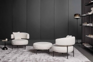 Модел Neuilly. Производител Bonaldo, Италия. Модерна италианска кръгла табуретка. Модерна италианска мека мебел - дивани, кресла