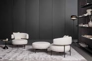 Модел Neuilly. Производител Bonaldo, Италия. Луксозно италианско кресло с текстилна тапицерия. Луксозно италианско обзавеждане з