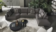 Модел Superhiro. Производител Bonaldo, Италия. Модерен италиански диван с тапицерия от кожа или текстил. Луксозна италианска мек