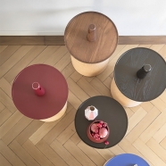Колекция Assemblage. Производител Bonaldo, Италия. Модерни италиански маси за всекидневна. Луксозно италианско обзавеждане - мек