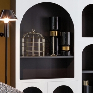 Модел Cabinet de Curiosite. Производител Bonaldo, Италия. Модерна италианска модулна библиотека, изработена от масивна дървесина