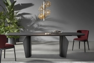 Модел Flame. Производител Bonaldo, Италия. Луксозна италианска трапезна маса. Модерни италиански мебели за трапезария - трапезни