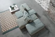 Модел Peanut B. Производител Bonaldo, Италия. Луксозна италианска модулна мека мебел с текстилна или кожена тапицерия. Модерни и