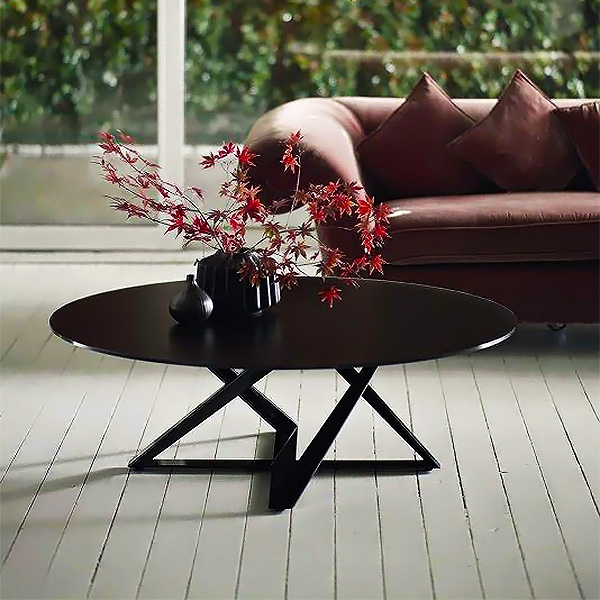 Колкеция Millennium, Bontempi. Модерна италианска маса за всекидневна с кръгъл плот от стъкло, керамика и др.