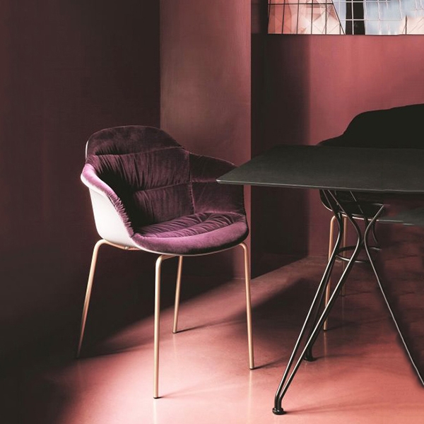 Mood Covered, Bontempi. Модерен италиански трапезен стол с фиксирана или въртяща се основа. Седалка-полипропилен или тапицирана.
