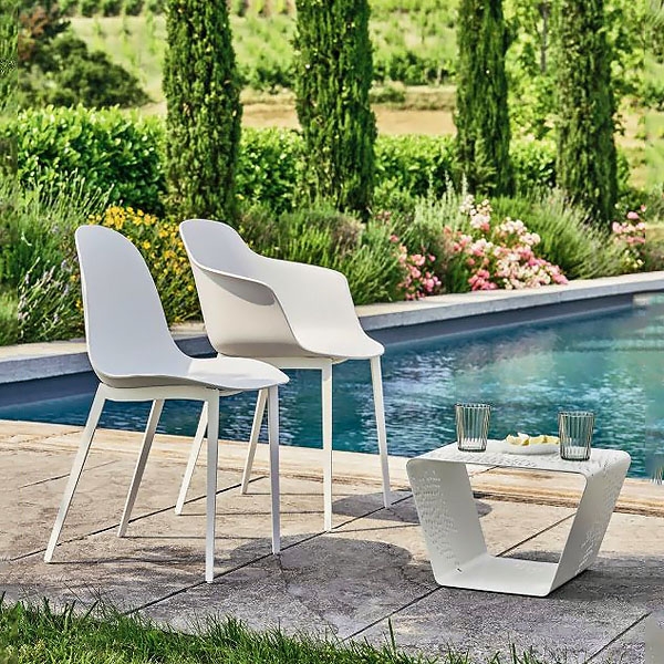 Mood Outdoor, Bontempi. Модерен италиански градински стол с метална основа и седалка от полипропилен с разнообразни цветове.