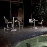 Модел Mood Outdoor. Производител Bontempi, Италия. Модерен италиански стол, подходящ за употреба на открито. Луксозни столове за