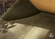 Модел Eliseo. Производител Calia, Италия. Луксозен италиански модулен диван с гъвкава облегалка и тапицерия от кожа или текстил.