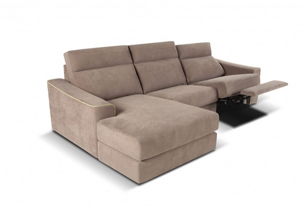 Модел Marlon. Производител Calia, Италия. Модерен италиански диван с релакс механизъм. Луксозна италианска мека мебел - дивани, 