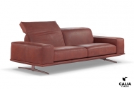 Модел Modern. Производител Calia, Италия. Модерен италиански диван с тапицерия от кожа, текстил или микрофибър и релакс механизм