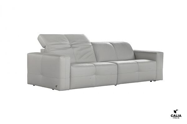 Модел Nicolas. Производител Calia, Италия. Модерен италиански модулен диван с релакс механизми. Луксозна италианска модулна мека
