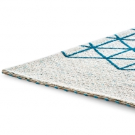Модерен италиански жакардов килим , модел Apotema. Производител - Calligaris, Италия.