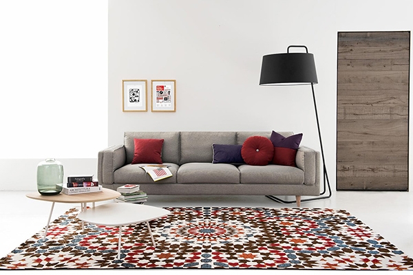 Модерен италиански жакардов килим с правоъгълна форма, модел Marocco. Производител - Calligaris, Италия.