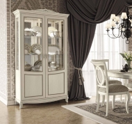 Колекция Fantasia White. Производител Camelgroup, Италия. Луксозни италиански мебели за трапезария. Класически италиански трапез