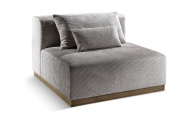 Модел Vietri. Производител Cantori, Италия. Модерен италиански ъглов диван с тапицерия от кожа и текстил. Луксозни италиански ме