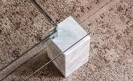 Модел Dielle. Производител Cattelan, Италия. Модерна италианска холна маса с квадратен, стъклен плот. Луксозно италианско обзаве