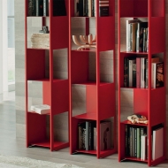Луксозна модулна библиотека с метална структура, модел Joker. Производител Cattelan, Италия.