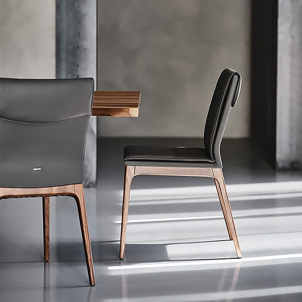 Sofia, Cattelan. Ëóêñîçåí èòàëèàíñêè ñòîë çà òðàïåçàðèÿ, ñ èëè áåç ïîäëàêúòíèöè.