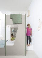 Êîìïîçèöèè Castles & Happy K37-K38. Ïðîèçâîäèòåë - Colombini, Èòàëèÿ. Ôóíêöèîíàëíè äåòñêè ñòàè ñ äâóåòàæíè ëåãëà, ãàðäåðîáè, áþð