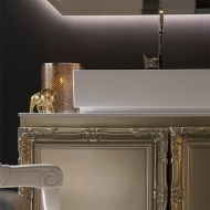Колекция Delichon. Производител Compab, Италия. Класическа серия луксозно италианско обзавеждане за баня - модулна мебел, санита