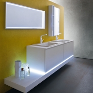 Колекция Jacana Luxury 2 . Производител Compab, Италия. Луксозно обзавеждане за баня, антре или мокро помещение, с италианско ка