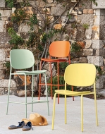 Луксозни италиански мебели за градина - маси и столове, колекция Yo!. Производител: Connubia, Италия.