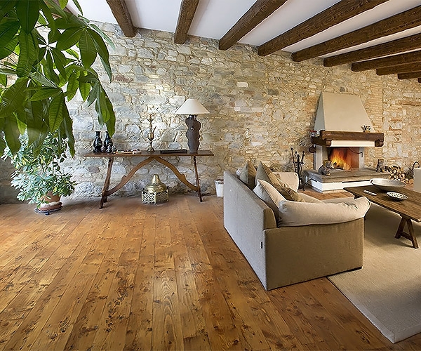 Millenium&New Millenium, CP Parquet. Ëóêñîçåí èòàëèàíñêè åñòåñòâåí ïàðêåò, èçðàáîòåí îò ðàçíîîáðàçíè âèäîâå äúðâåñèíà.