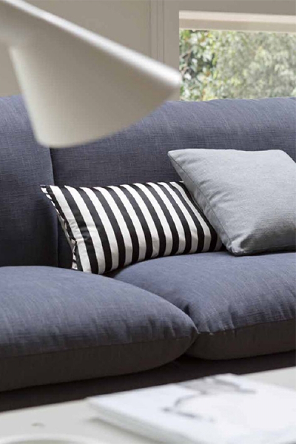 Модел Swing. Dall'Agnese, Италия. Луксозен италиански модулен диван с възглавници от гъши пух. Италианска модулна мека мебел - д