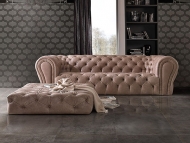Модел Ivonne. Epoque salotti, Италия. Луксозен италиански диван. Италианско обзавеждане с класически дизайн - мека мебел, маси, 