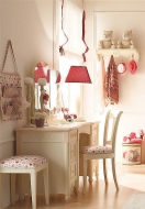 Êîìïîçèöèÿ Happy Night 200. Ïðîèçâîäèòåë Ferretti e Ferretti, Èòàëèÿ. Ëóêñîçíî èòàëèàíñêî îáçàâåæäàíå çà äåòñêà ñòàÿ - êëàñè÷åñê