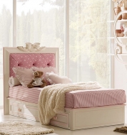 Êîìïîçèöèÿ Happy Night 402. Ïðîèçâîäèòåë Ferretti e Ferretti, Èòàëèÿ. Ëóêñîçíè èòàëèàíñêè ìåáåëè çà äåòñêà ñòàÿ - äåòñêè ëåãëà,