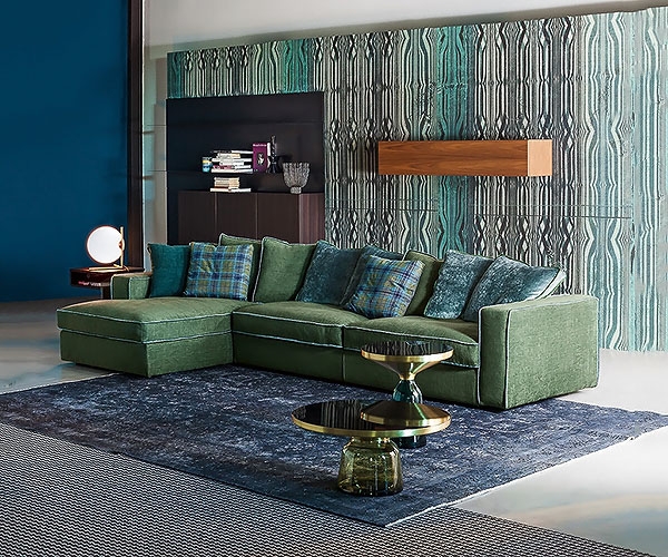 Madison, Flextem. Луксозен италиански диван със структура от масив и кожена или текстилна тапицерия.