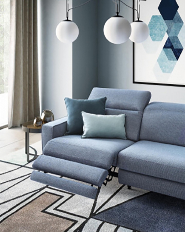 Модел Christopher. Le Comfort, Италия. Модерен италиански модулен диван с релакс механизми. Луксозна италианска модулна мека меб