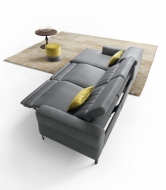 Модел Egon. Le Comfort, Италия. Модулен италиански диван с релакс механизми. Модерно италианско обзавеждане за всекидневна - див